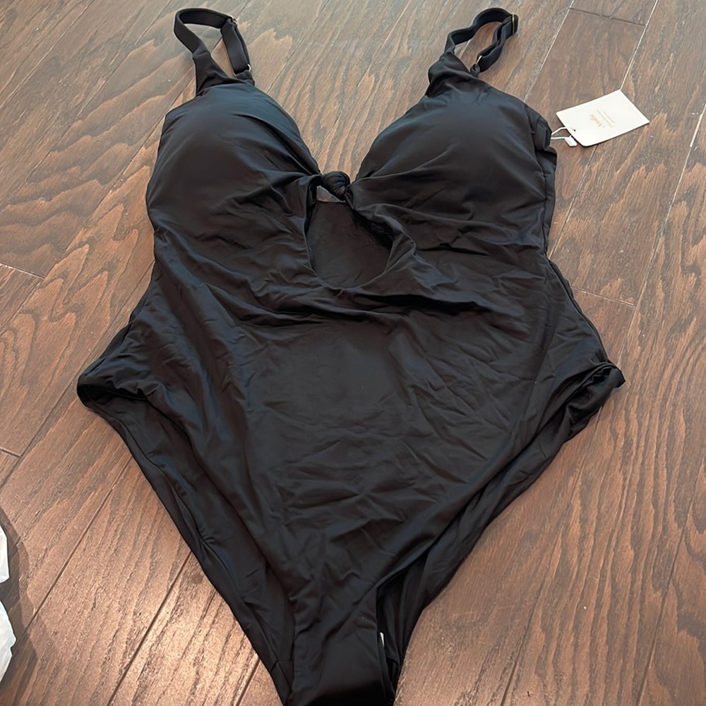 NWT andie Santorini one piece swimsuit
